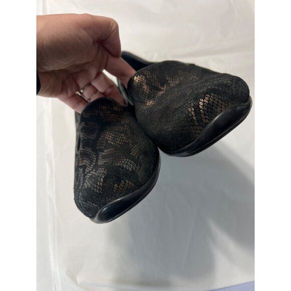Dansko Womens Snake Print Slip-On Loafers Size 40 - Picture 4 of 7